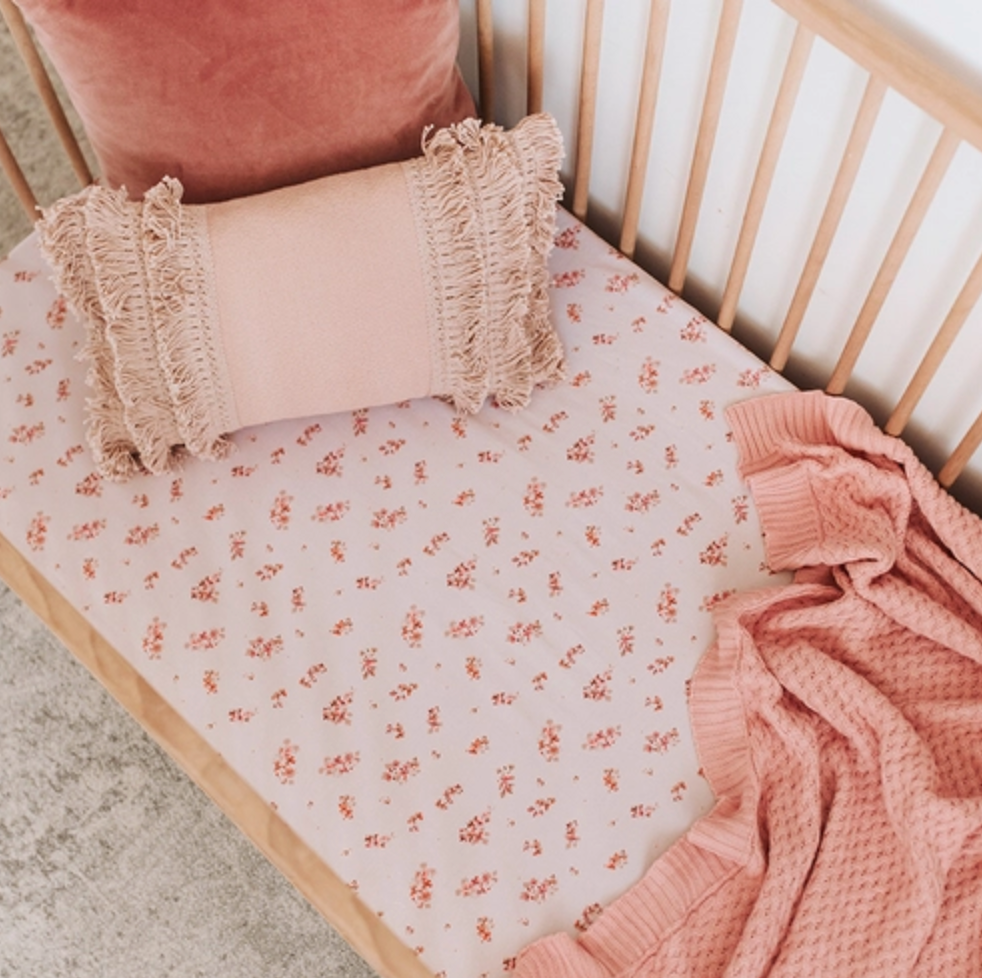 Snuggle Hunny Cot Sheet - Esther