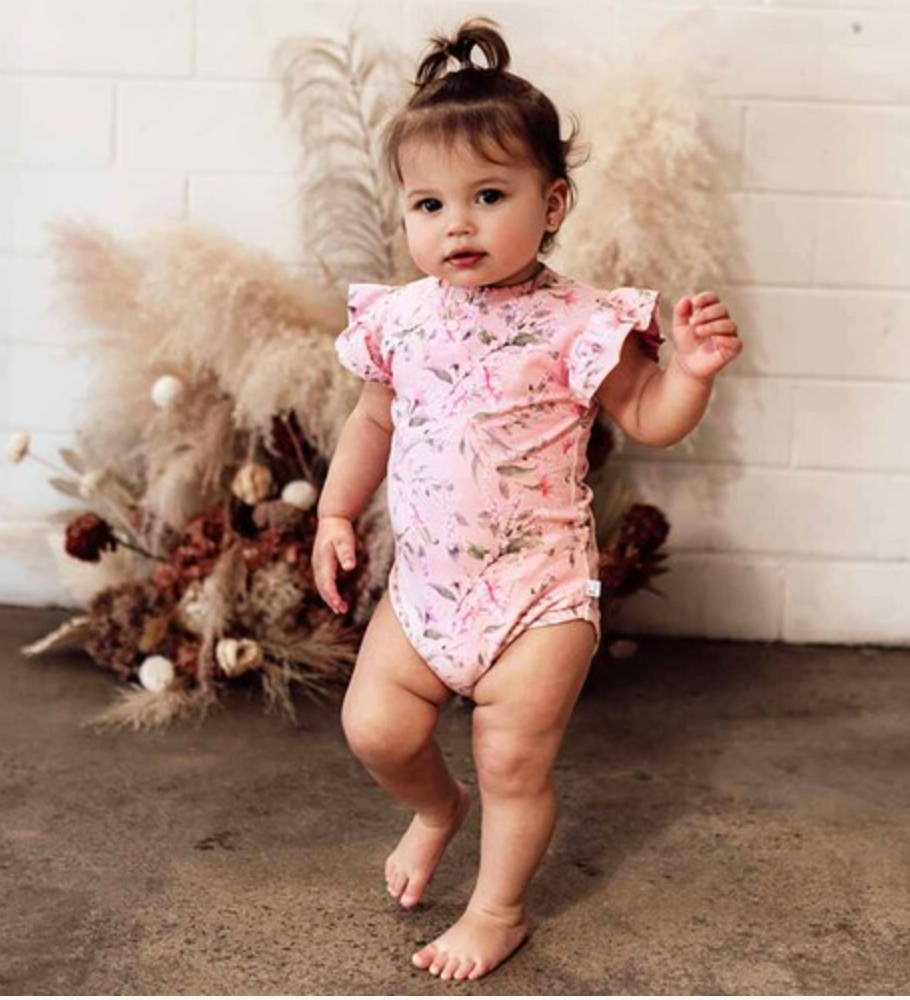 Snuggle hunny short sleeve bodysuit- Pink Wattle (0-3)